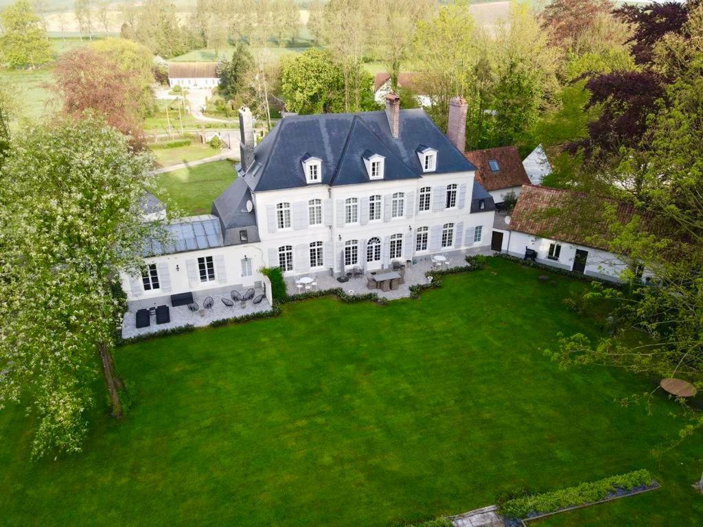 Domaine De La Course Bed & Breakfast Doudeauville Ngoại thất bức ảnh